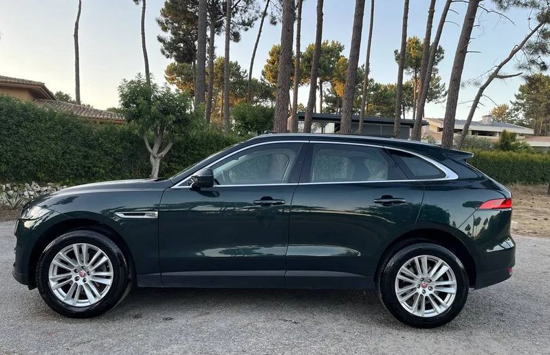 Jaguar F-Pace • 2018 • 74,000 km 2