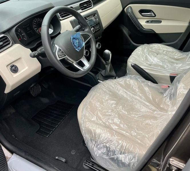 Renault Duster • 2022 • 7 km 2