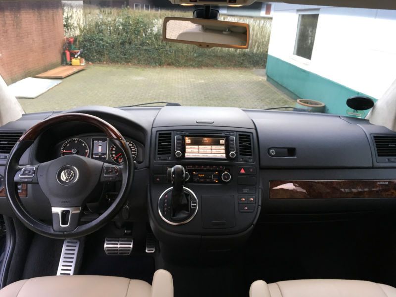 Volkswagen T5 Multivan • 2010 • 191,600 km 9