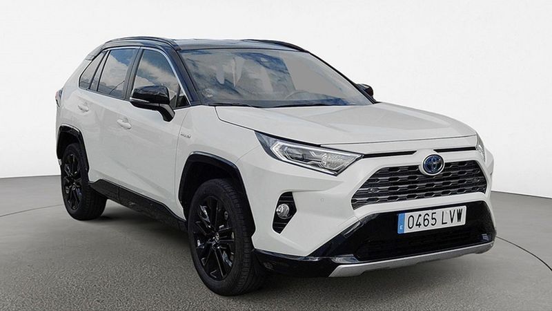 Toyota RAV4 • 2022 • 75,000 km 1