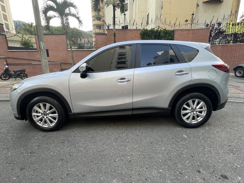 Mazda CX-5 • 2017 • 49,780 km 4