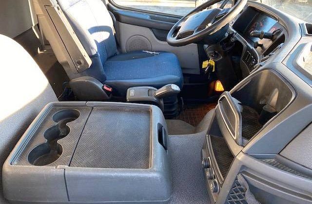 Volvo XC40 • 2001 • 250,000 km 4