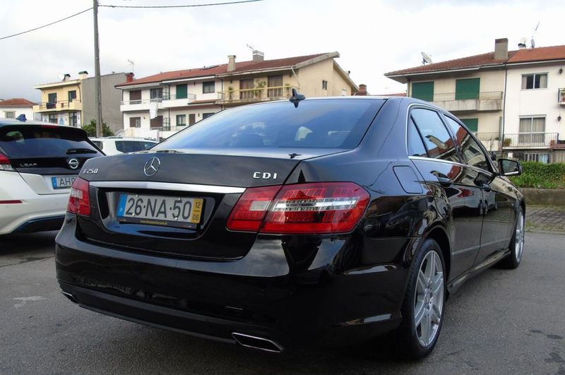 Mercedes-Benz E • 2012 • 240,211 km 1