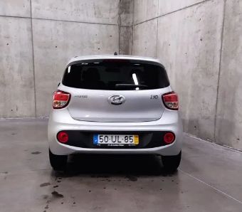 Hyundai i10 • 2018 • 49,500 km 2