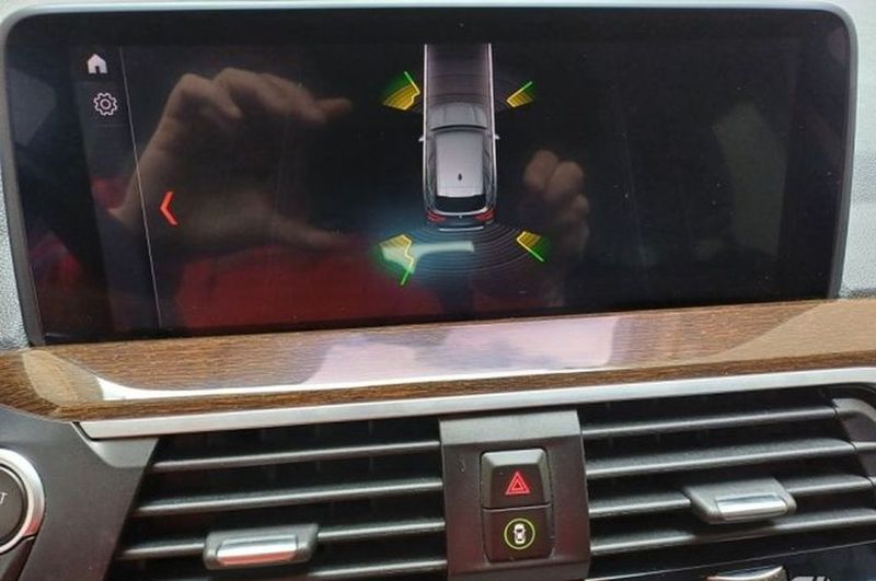 BMW X3 • 2018 • 74,000 km 27