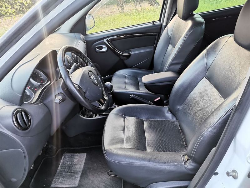 Dacia Duster • 2012 • 80,000 km 6