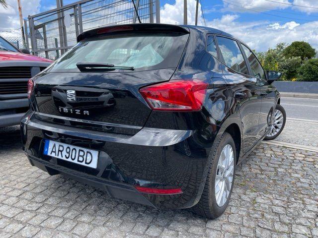 Seat Ibiza • 2020 • 12,000 km 3