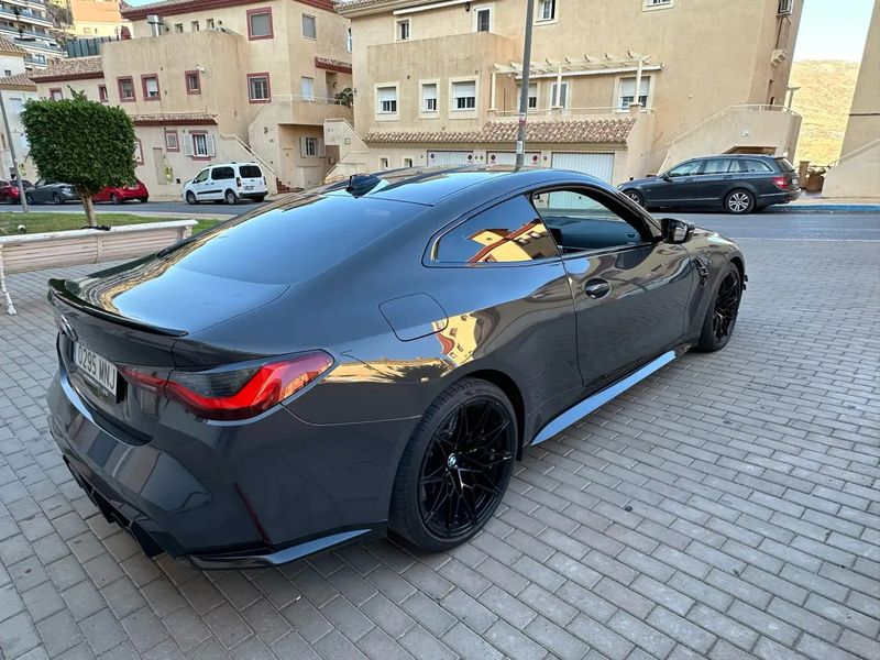BMW M4 • 2022 • 31,054 km 9