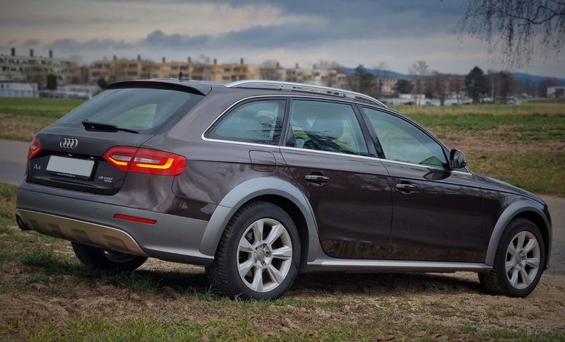 Audi A4 Allroad • 2012 • 169,000 km 13