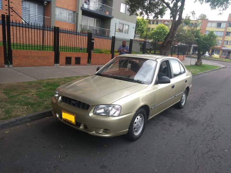 Hyundai Accent • 2003 • 78,000 km 2