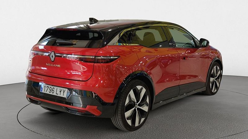 Renault Meganne • 2022 • 29,042 km 4