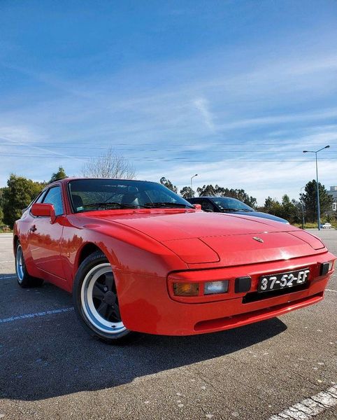 Porsche 944 • 1985 • 50,000 km 2