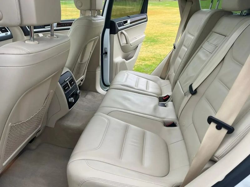 Volkswagen Touareg • 2015 • 66,000 km 9