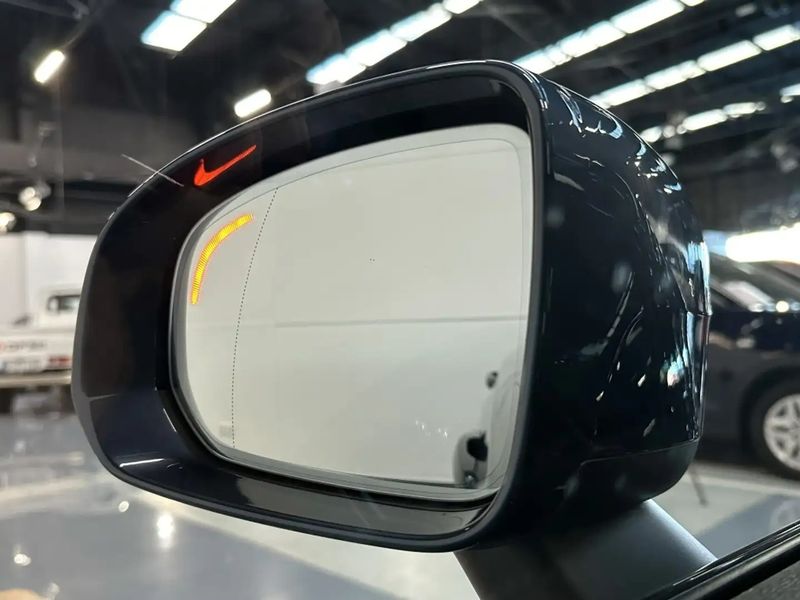 Volvo V90 Cross Country • 2022 • 35,000 km 9