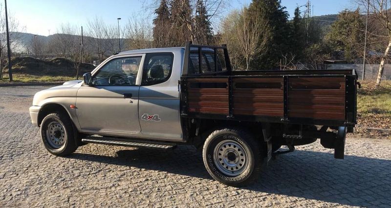 Mitsubishi L200 • 2000 • 200,000 km 2