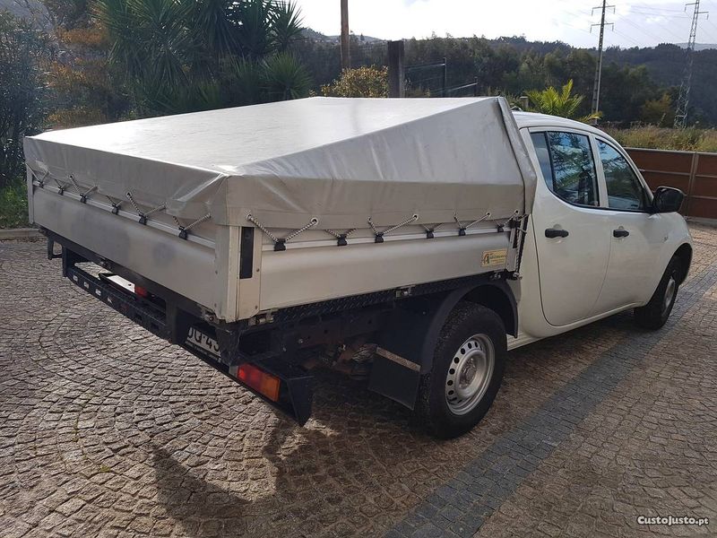 Mitsubishi L200 • 2014 • 200,000 km 4