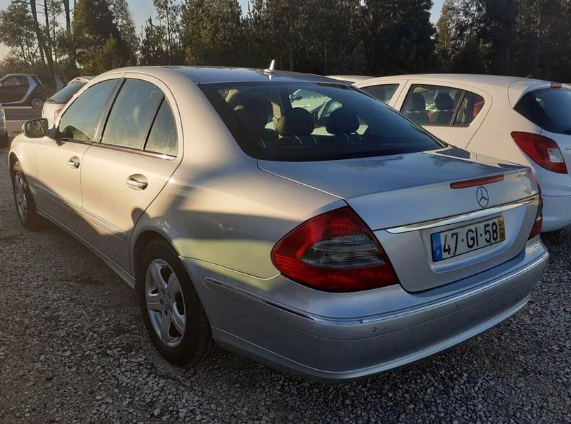Mercedes-Benz E • 2007 • 500,000 km 2