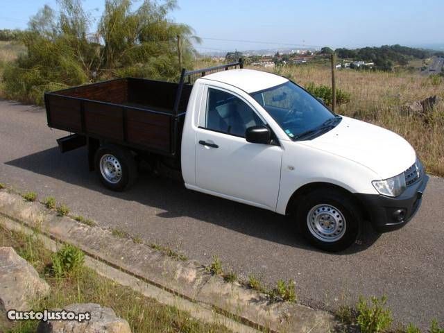 Mitsubishi L200 • 2012 • 200,000 km 4