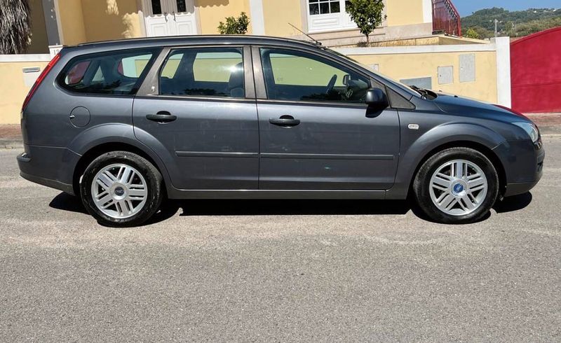 Ford Focus • 2005 • 200,000 km 4
