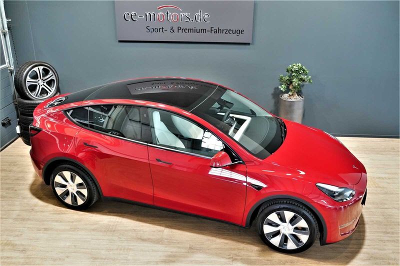 Tesla Model Y • 2022 • 22,555 km 4