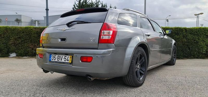 Chrysler 300 C • 2009 • 120,000 km 2