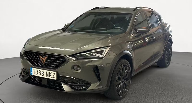 Seat Leon • 2023 • 25,004 km 2