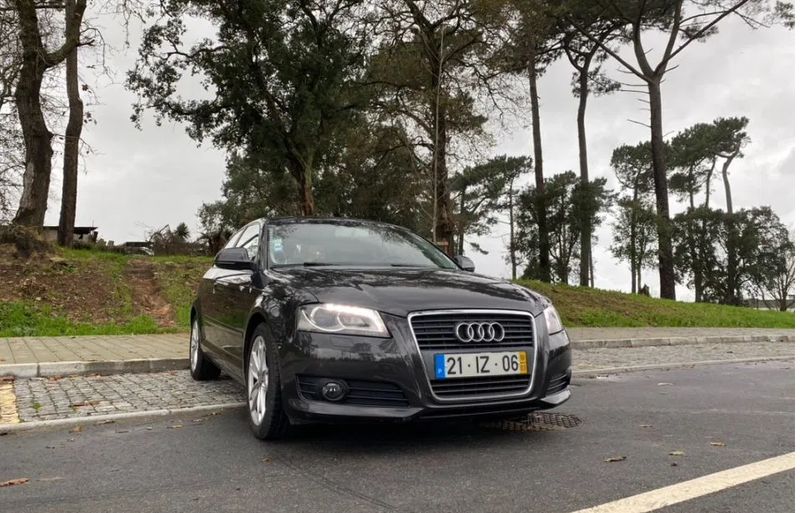 Audi A3 • 2010 • 215,000 km 1