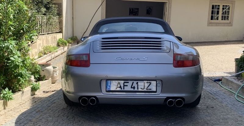 Porsche 911 • 2005 • 130,000 km 2