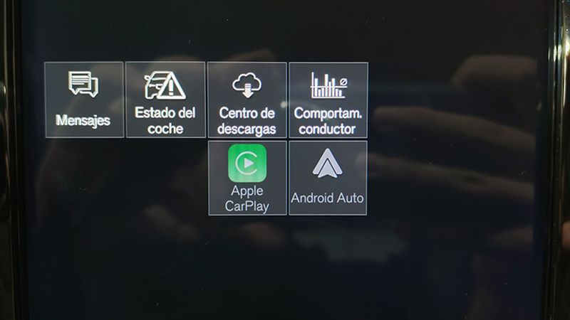 Volvo XC60 • 2020 • 49,138 km 10