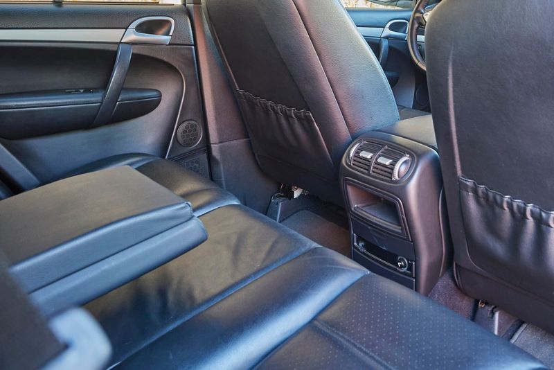 Porsche Cayenne • 2009 • 177,389 km 9