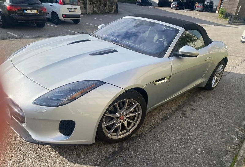 Jaguar F-Type • 2018 • 31,000 km 1