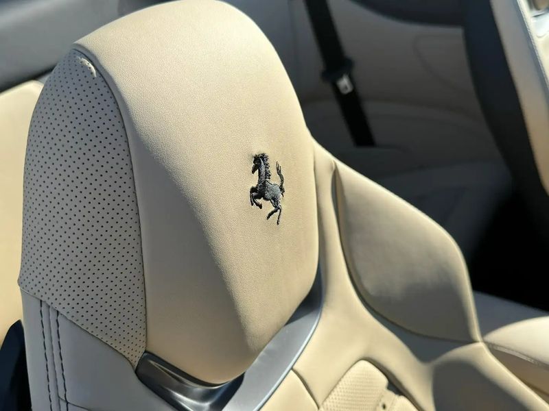 Ferrari Portofino • 2020 • 17,600 km 27