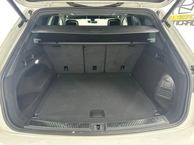 Volkswagen Touareg • 2019 • 155,000 km 6