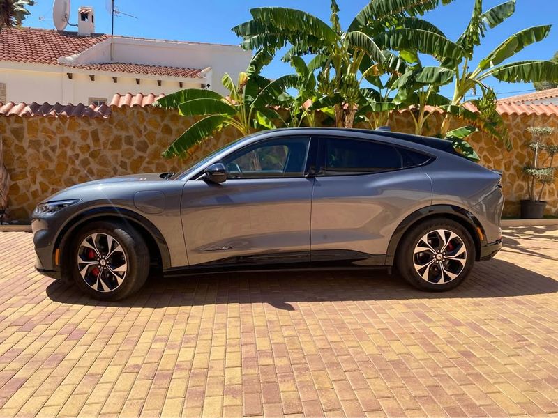Ford Mustang • 2022 • 115,000 km 1