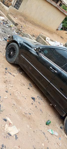 Mercedes-Benz E • 2007 • 134,000 km 1