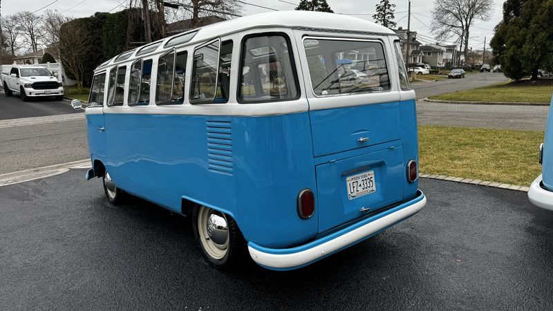 Volkswagen Vanagon • 1965 • 80,000 km 12