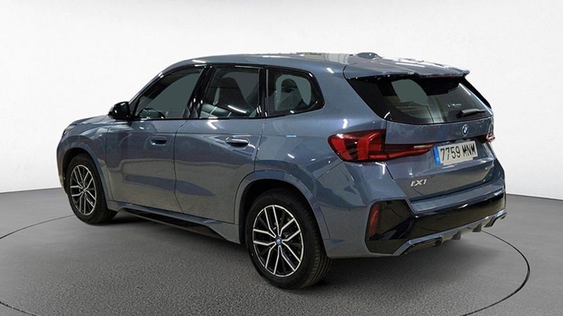 BMW i3 • 2024 • 13,026 km 4