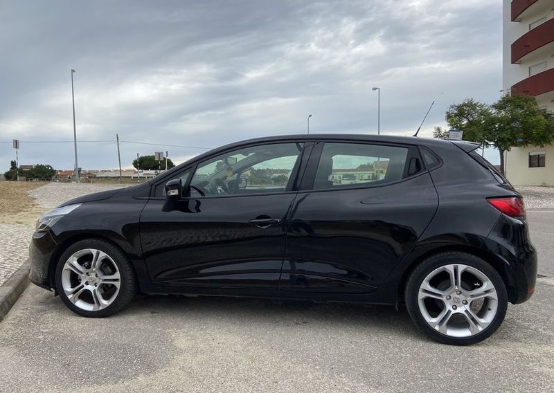 Renault Clio • 2014 • 132,000 km 6