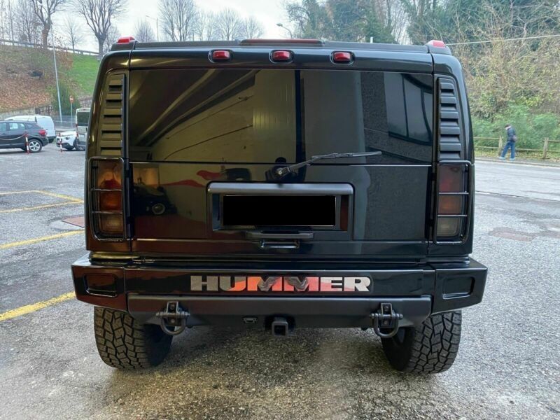 Hummer H2 • 2003 • 65,000 km 12