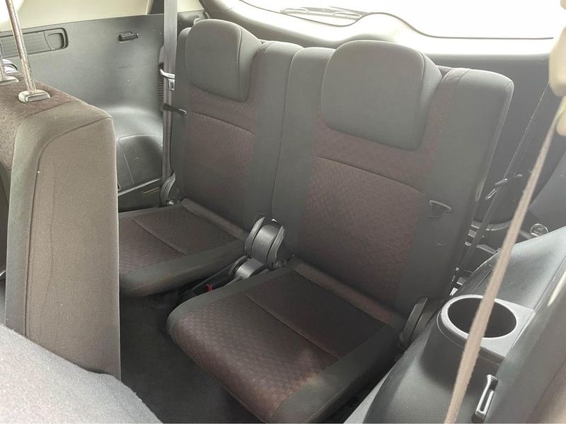 Toyota Verso • 2011 • 204,000 km 4