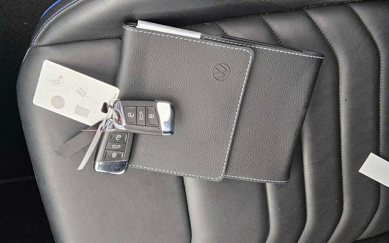 Volkswagen Arteon • 2021 • 31,517 km 5