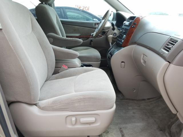 Toyota Sienna • 2005 • 5,000 km 3