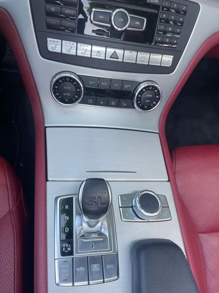 Mercedes-Benz SL-Class • 2012 • 91,000 km 7