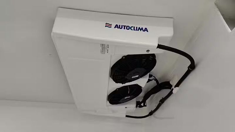 Mercedes-Benz Sprinter • 2024 • 42,261 km 25