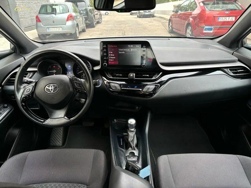 Toyota C-HR • 2021 • 72,500 km 6