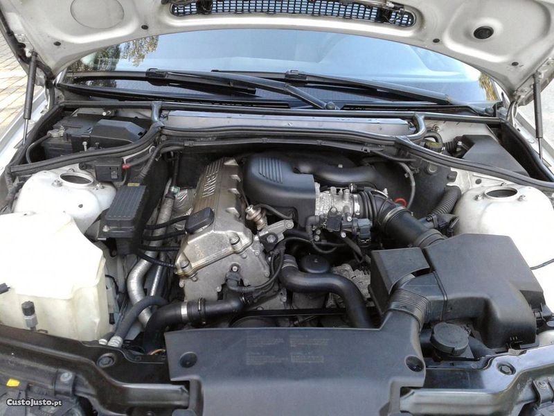 BMW 520D • 1999 • 249,999 km 5