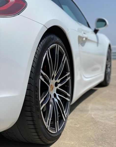 Porsche Cayman • 2015 • 250,000 km 3