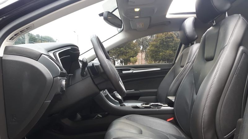 Ford Fusion • 2015 • 90,000 km 3