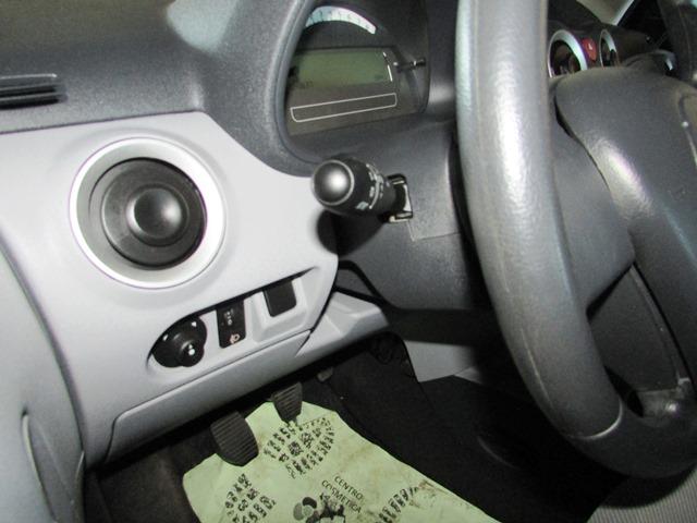 Citroën C3 • 2001 • 49,000 km 3