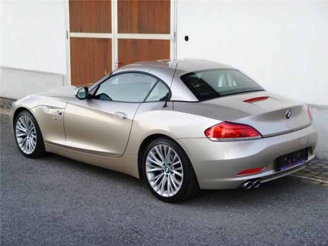 BMW Z4 • 2011 • 118,000 km 4